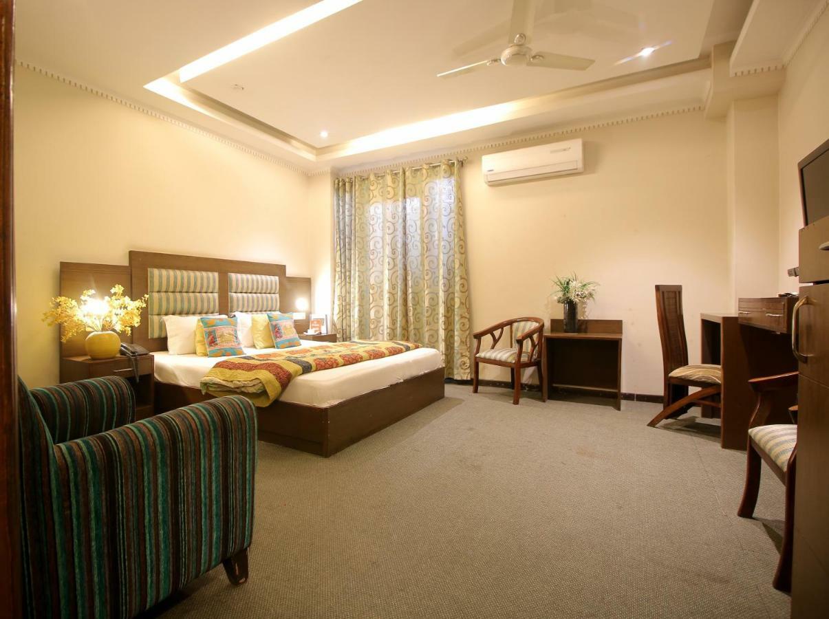 Hotel City Premier - Golf Course Road ,Gurgaon Exterior photo
